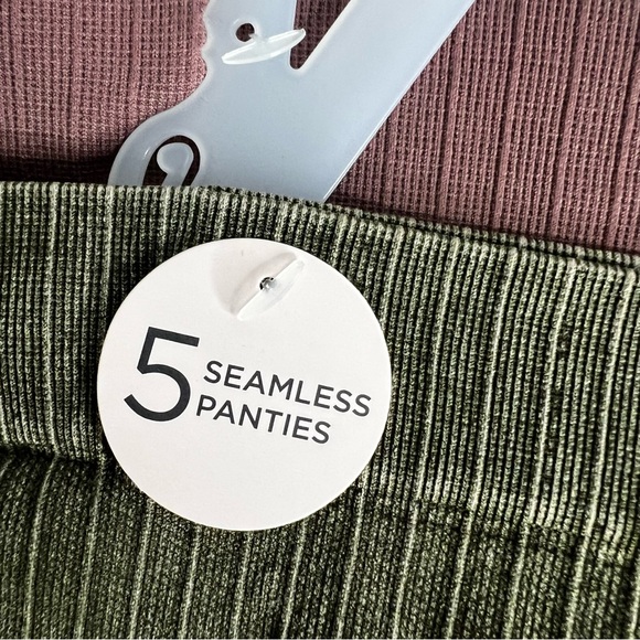 DANSKIN Women’s Seamless Boyshort Panties Sz Small Lot/5 Multi Colors Flaws - Picture 4 of 10